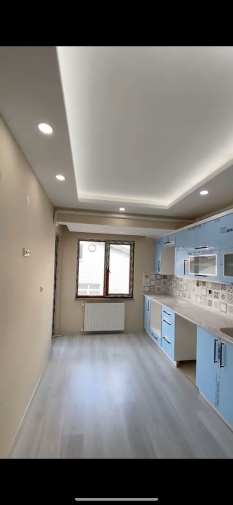 MÜSTAKİL 3 KATLI BİNA